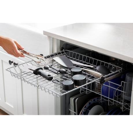GE(R) ENERGY STAR(R) Top Control with Plastic Interior Dishwasher with Sanitize Cycle & Dry Boost - (GDP630PGRBB)
