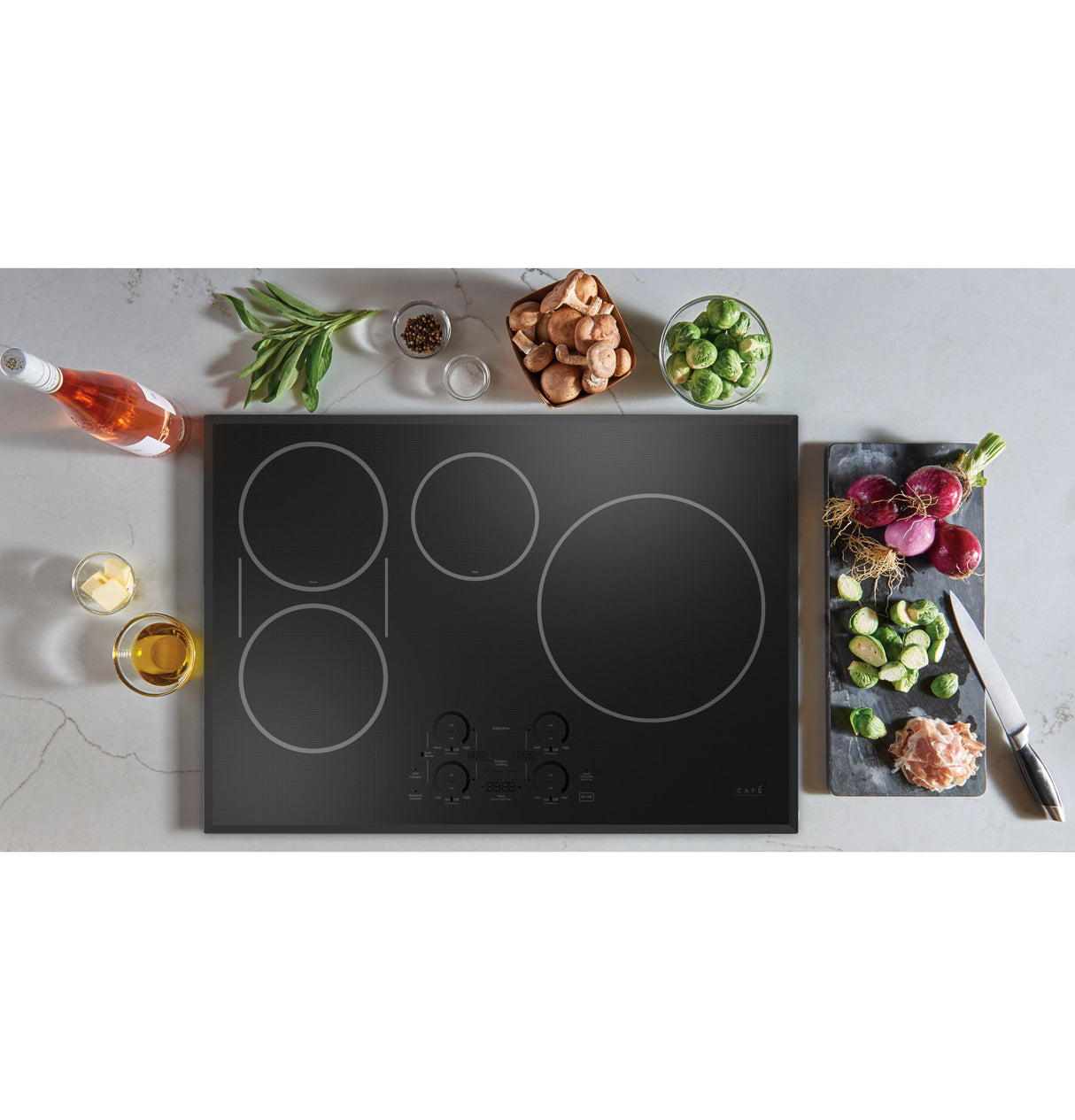 Caf(eback)(TM) Series 30" Built-In Touch Control Induction Cooktop - (CHP90301TBB)