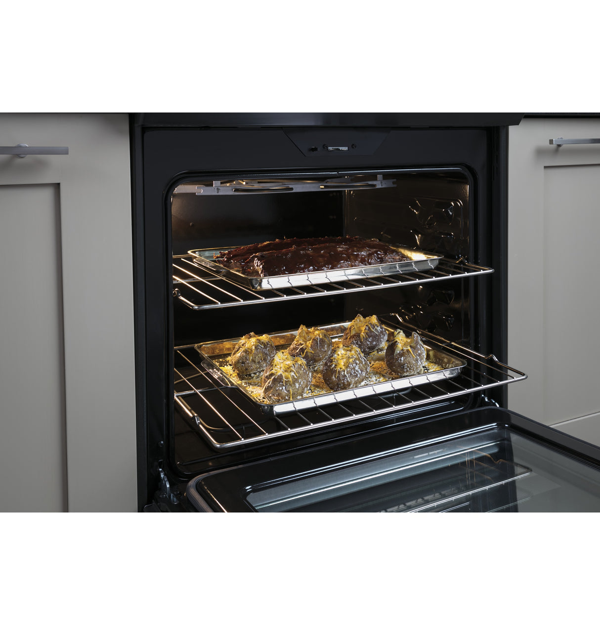 GE(R) 30" Slide-In Electric Range - (JS645ELES)