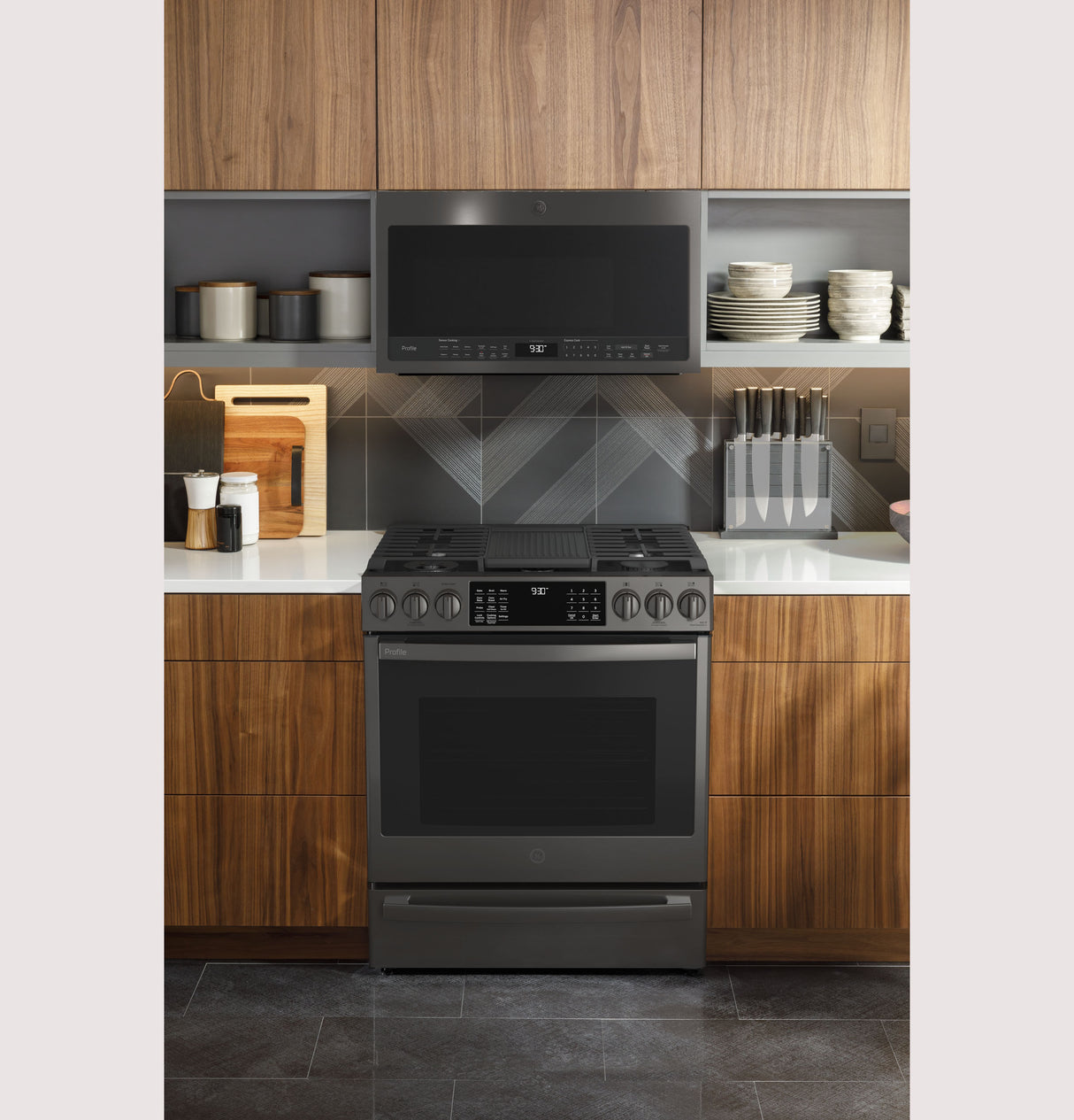 GE Profile(TM) 30" Smart Slide-In Front-Control Gas Range with No Preheat Air Fry - (PGS930BPTS)