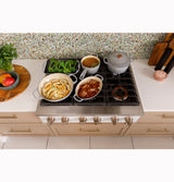 Caf(eback)(TM) 36" Commercial-Style Gas Rangetop with 6 Burners (Natural Gas) - (CGU366P3TD1)