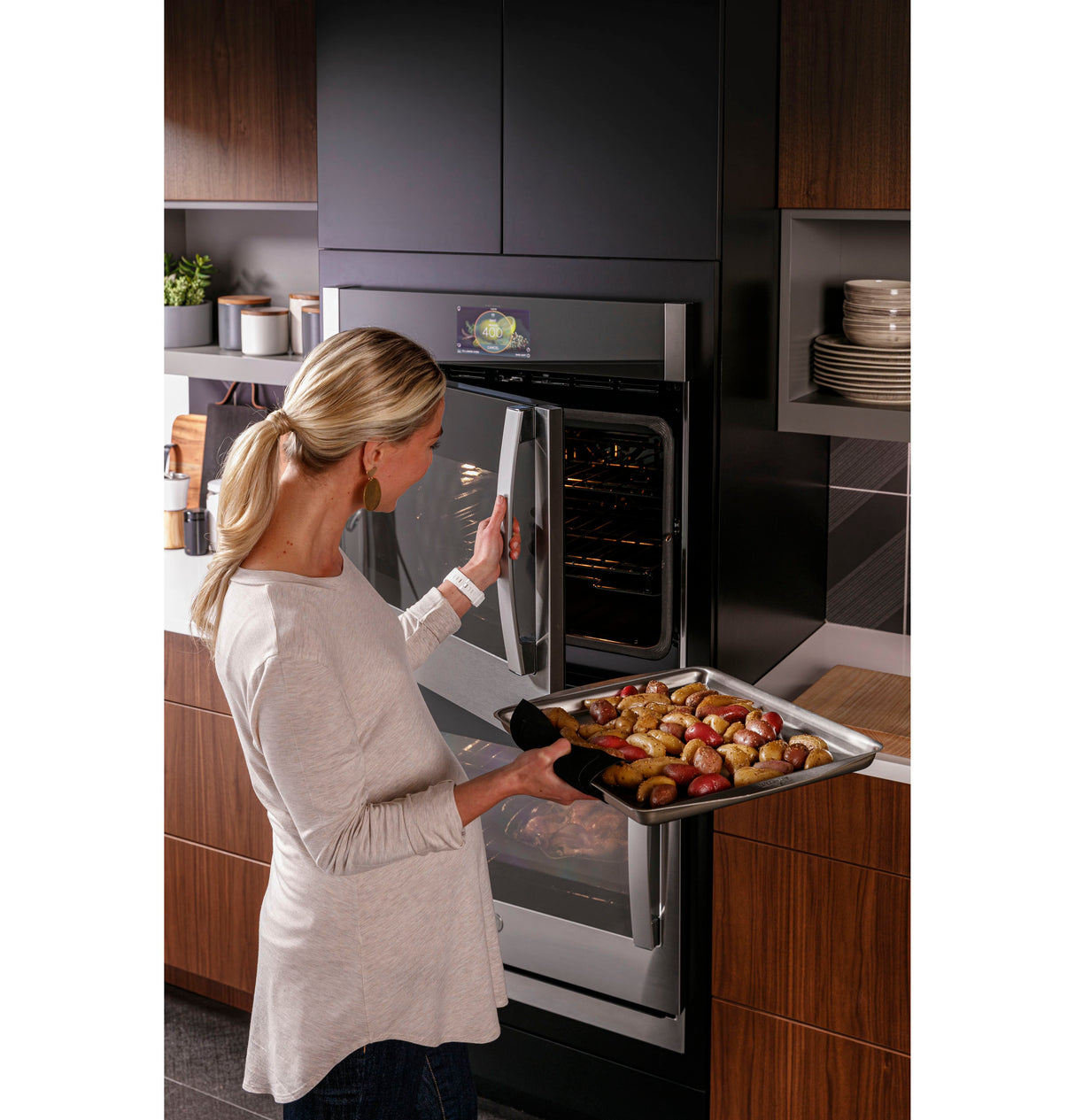 GE Profile(TM) 30" Smart Built-In Convection Double Wall Oven with Right-Hand Side-Swing Doors - (PTD700RSNSS)