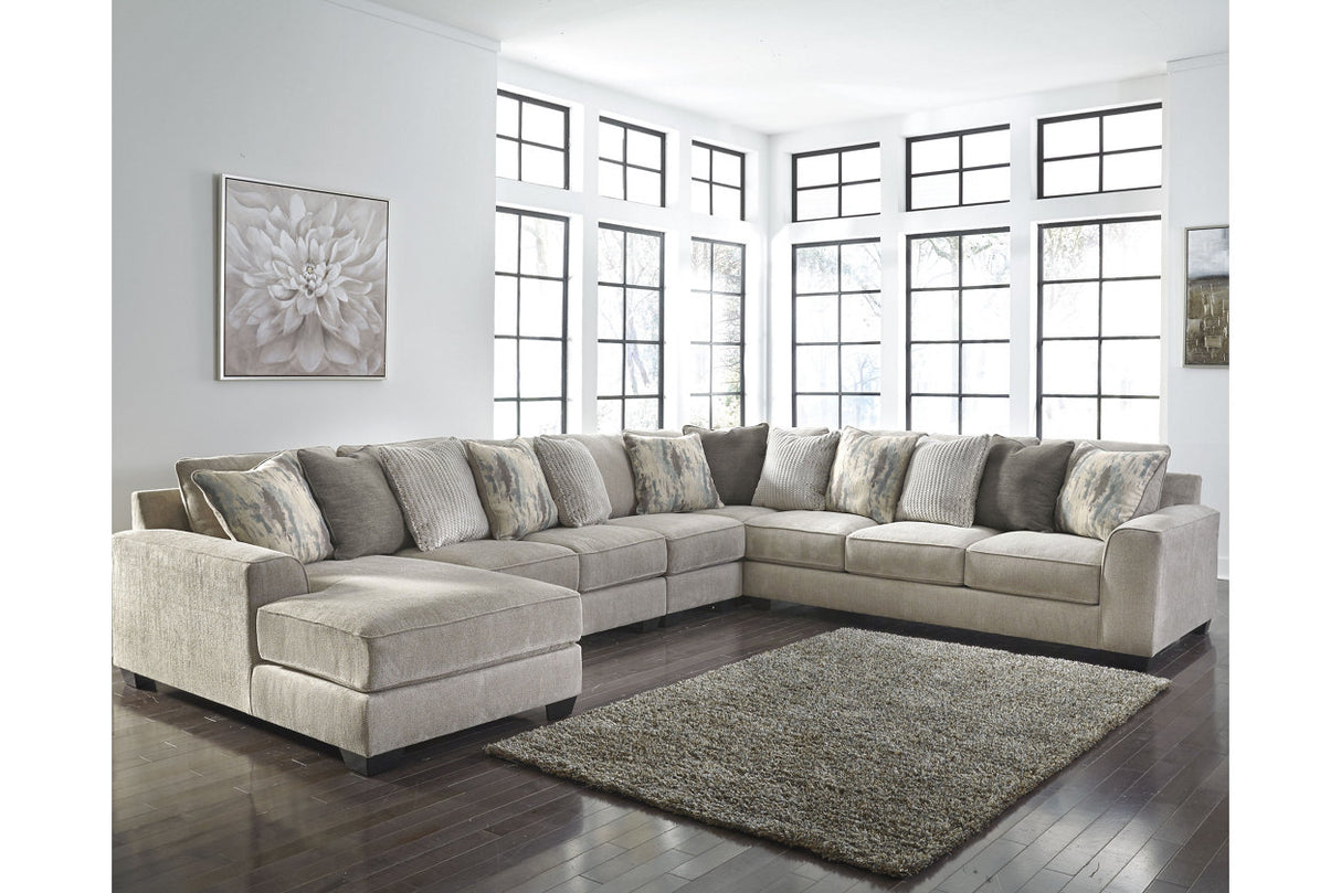 Ardsley 5-piece Sectional With Ottoman - (39504U1)