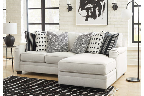Huntsworth 2-piece Sectional With Chaise - (39702S2)