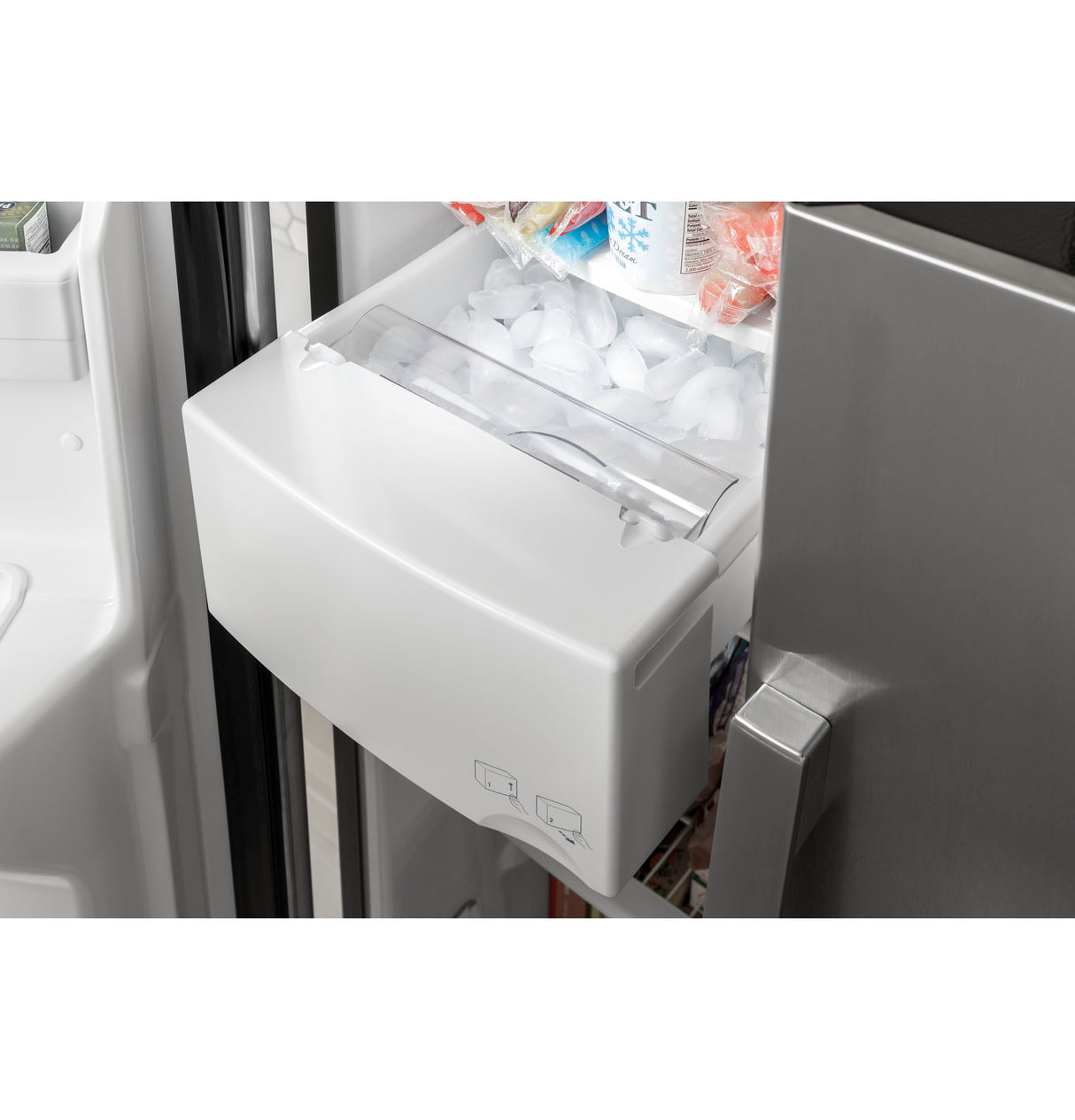 GE(R) 25.3 Cu. Ft. Side-By-Side Refrigerator - (GSS25GGPWW)