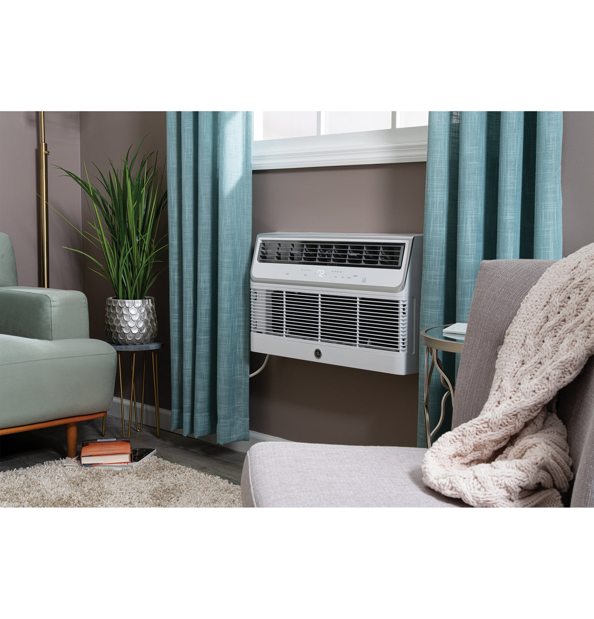 GE(R) ENERGY STAR(R) 115 Volt Built-In Cool-Only Room Air Conditioner - (AJCQ06LWH)