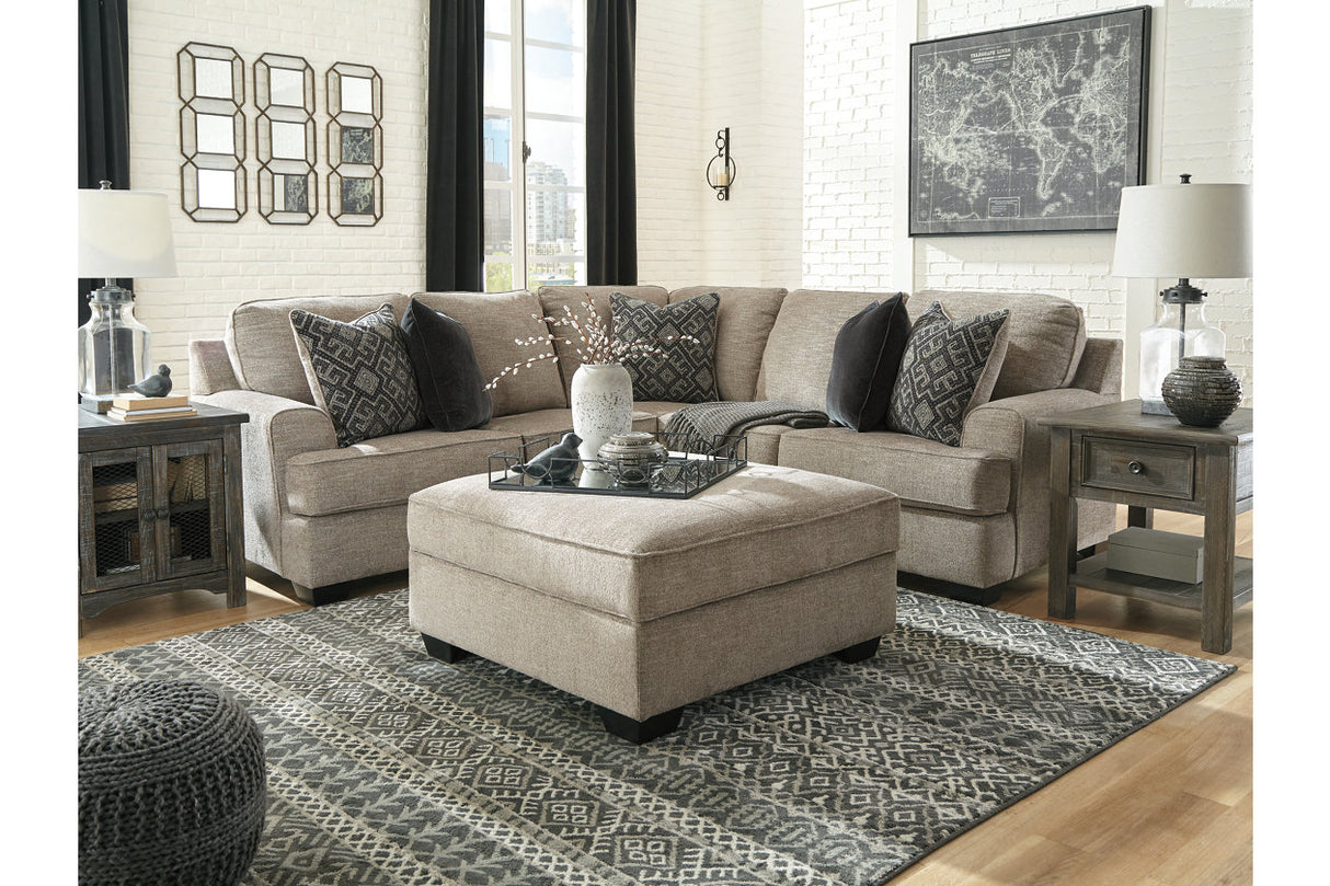 Bovarian 2-piece Sectional With Ottoman - (56103U1)