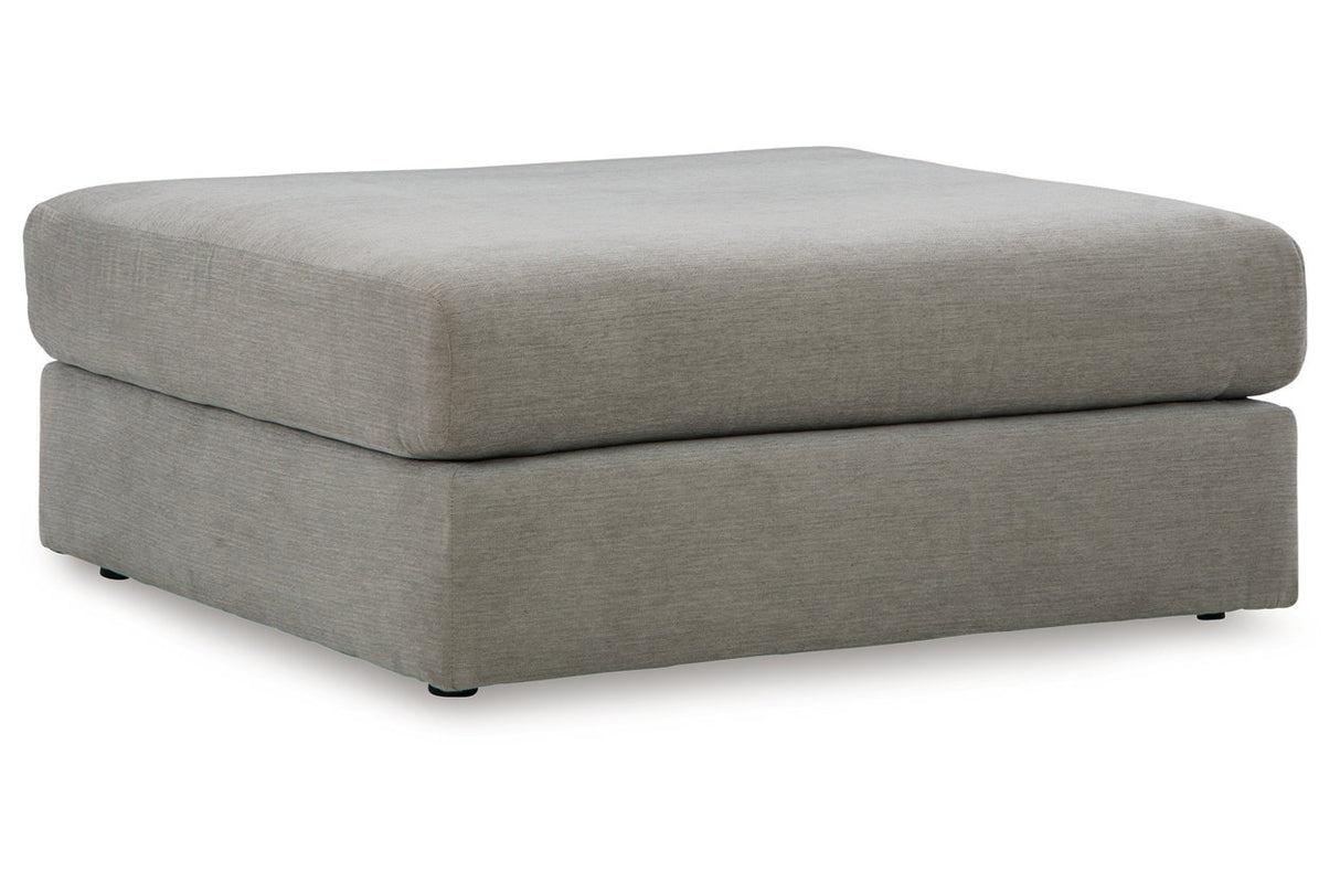 Avaliyah Oversized Accent Ottoman - (5810308)