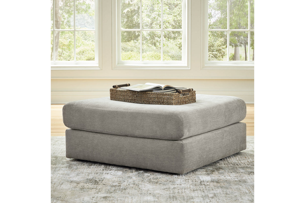 Avaliyah Oversized Accent Ottoman - (5810308)