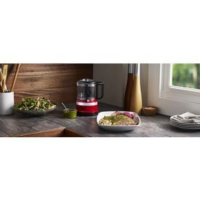 3.5 Cup Food Chopper - Empire Red