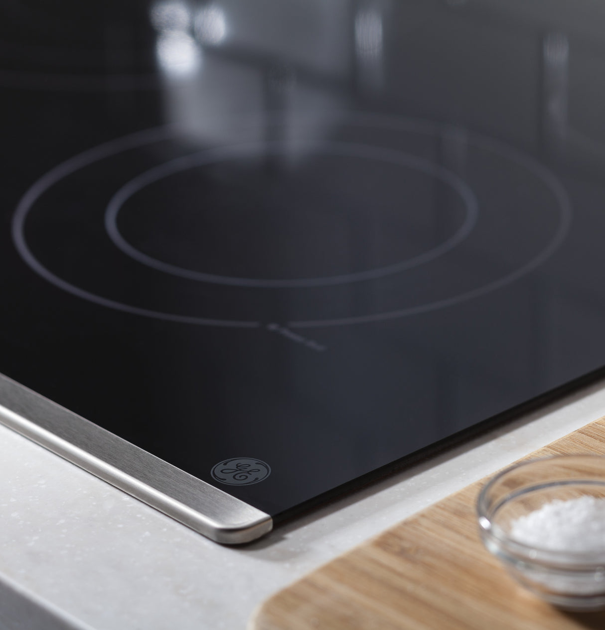 GE Profile(TM) 36" Built-In Touch Control Cooktop - (PP9036SJSS)