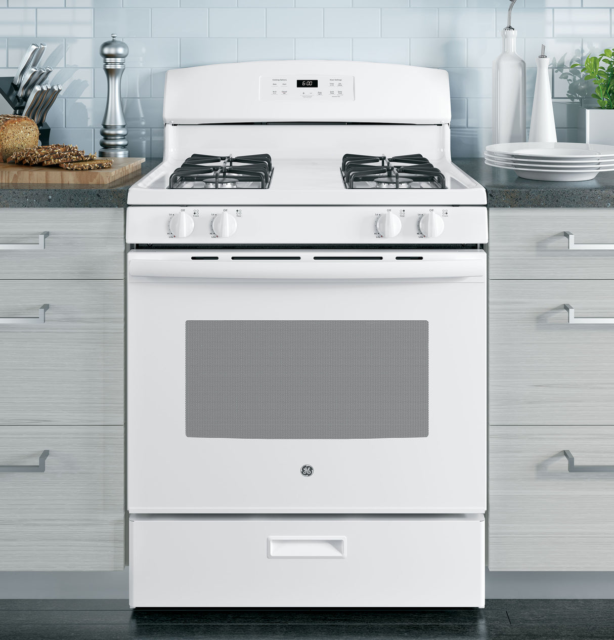 GE(R) 30" Free-Standing Gas Range - (JGBS60DEKWW)