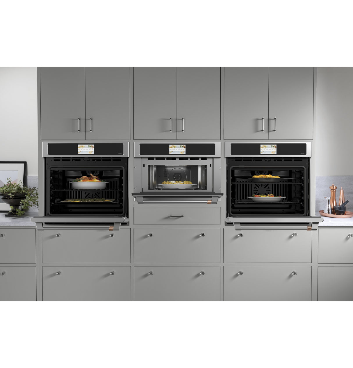 Caf(eback)(TM) 27" Smart Single Wall Oven with Convection - (CKS70DP2NS1)