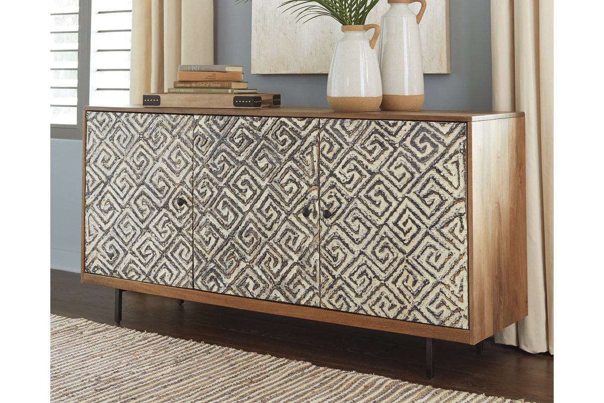 Kerrings Accent Cabinet - (A4000258)