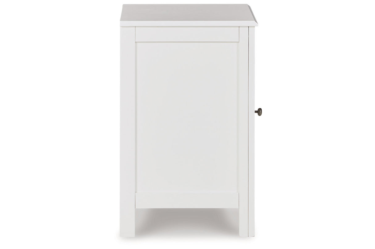 Opelton Accent Cabinet - (A4000377)