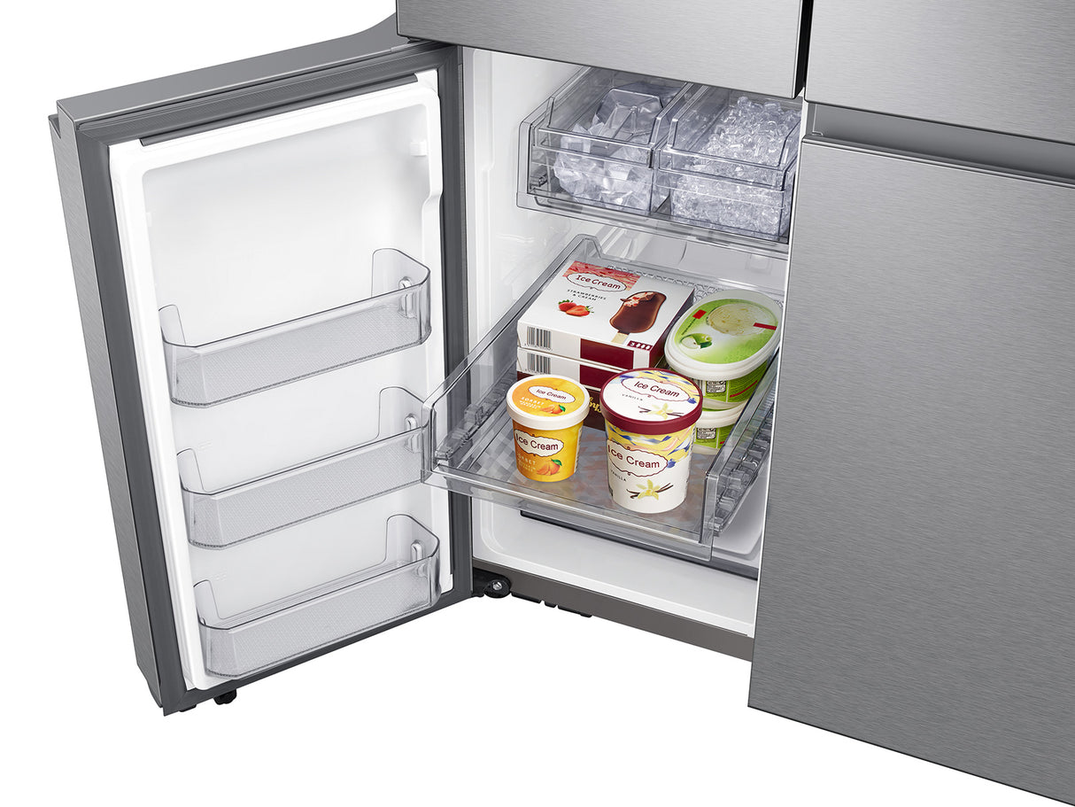 29 cu. ft. Smart 4-Door Flex(TM) Refrigerator with Family Hub(TM) and Beverage Center in Stainless Steel - (RF29A9771SR)