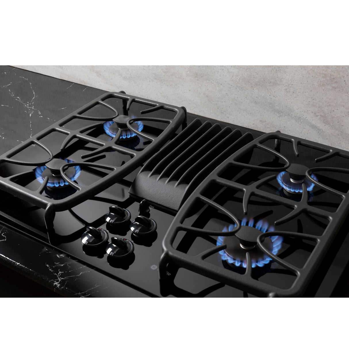 GE Profile(TM) 30" Built-In Gas Downdraft Cooktop - (PGP9830DRBB)