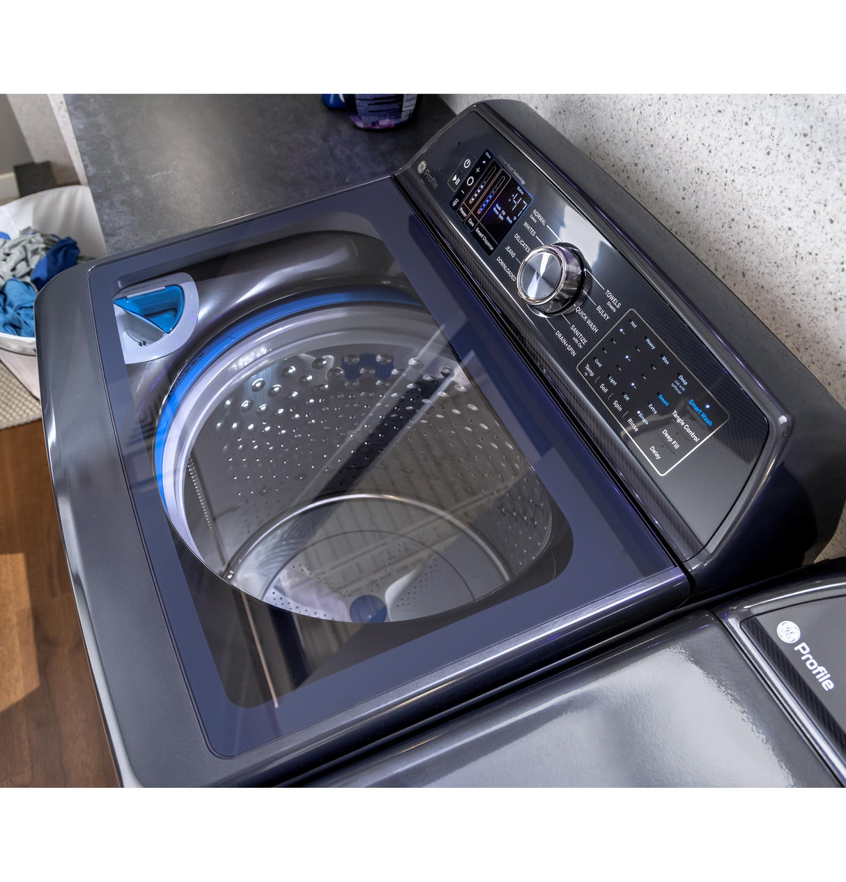 GE Profile(TM) ENERGY STAR(R) 5.4 cu. ft. Capacity Washer with Smarter Wash Technology and FlexDispense(TM) - (PTW900BPTDG)