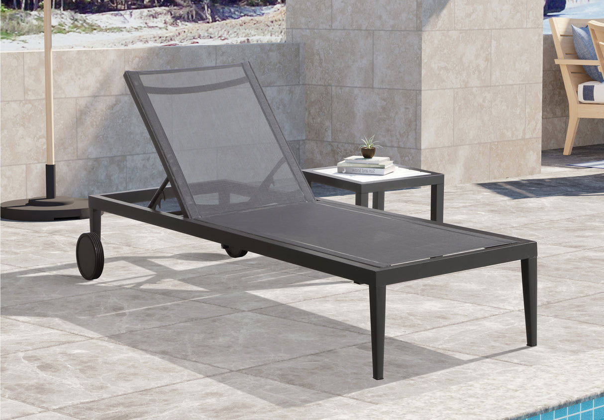 Nizuc - Outdoor Chaise Lounge Chair