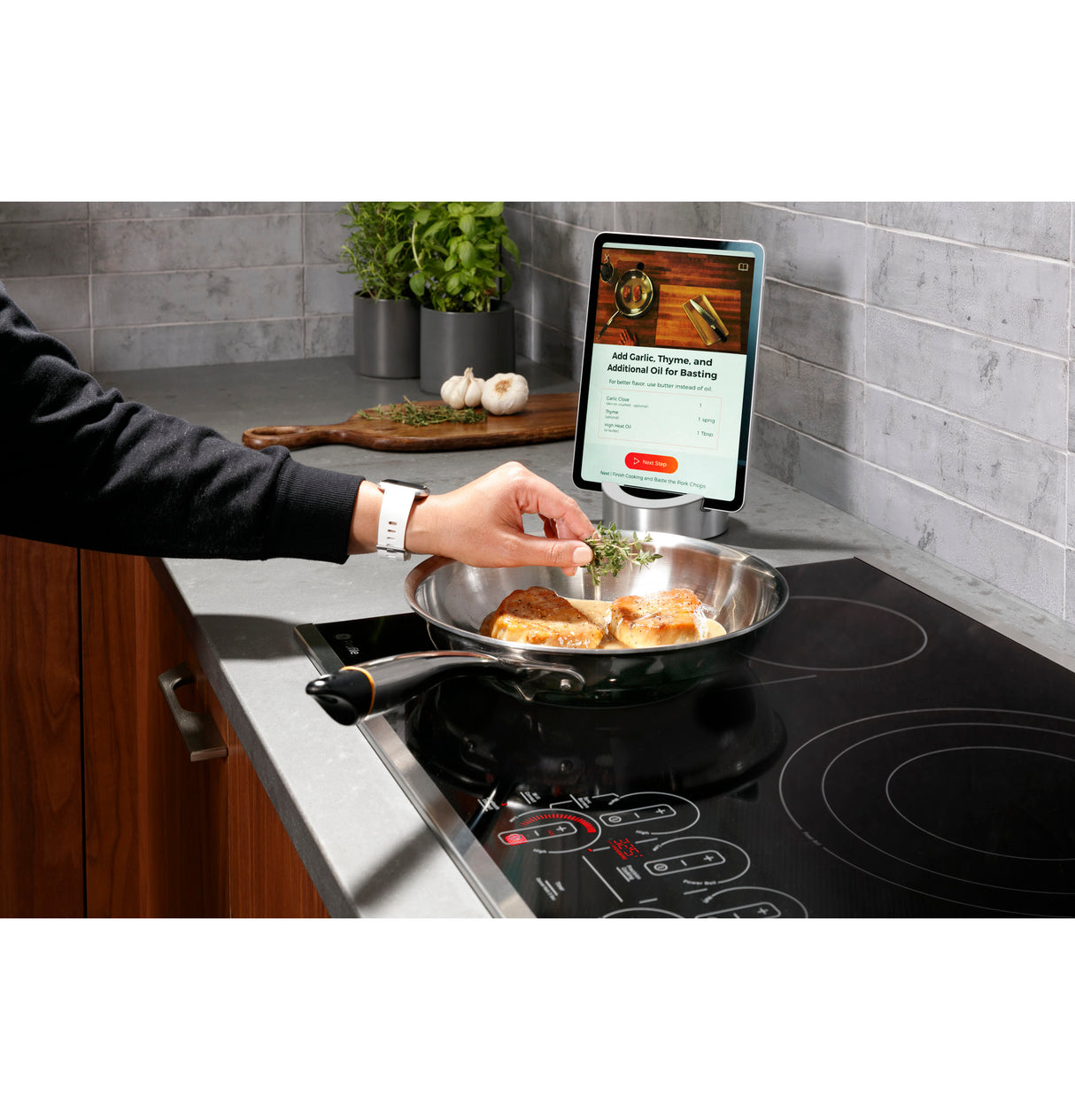 GE Profile(TM) 30" Built-In Touch Control Electric Cooktop - (PEP7030DTBB)