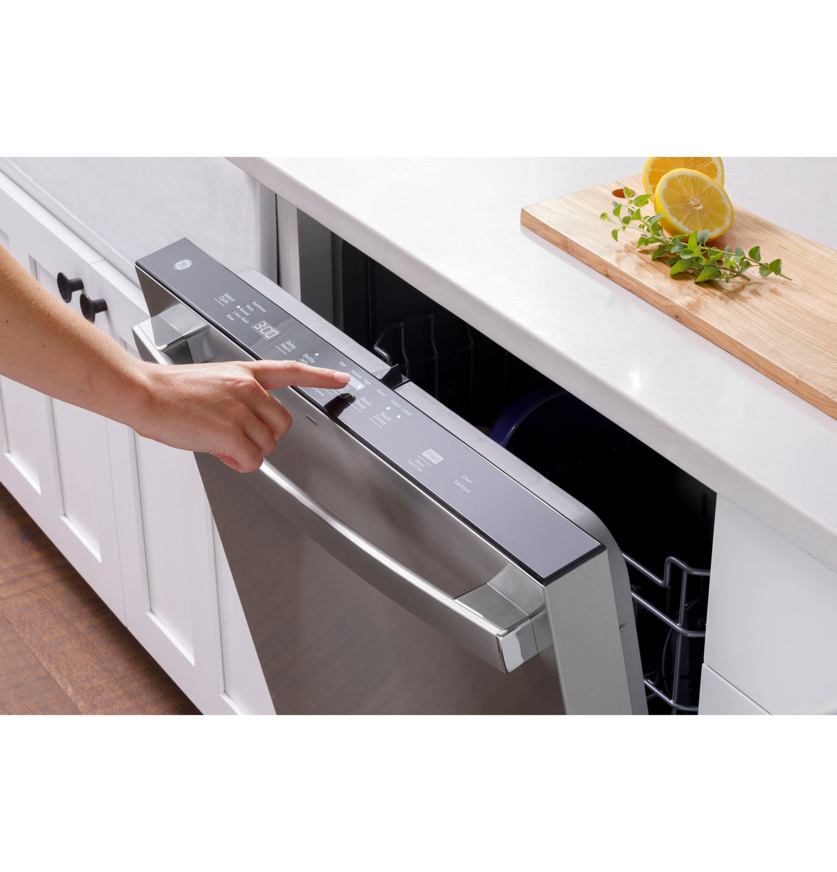 GE(R) ENERGY STAR(R) Top Control with Plastic Interior Dishwasher with Sanitize Cycle & Dry Boost - (GDP630PMRES)