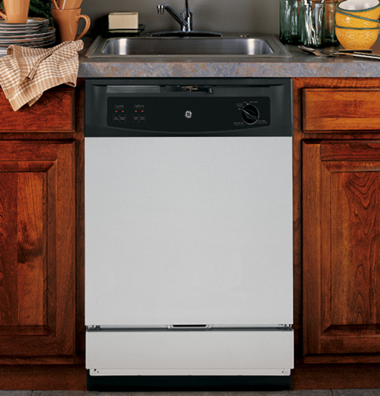 GE Spacemaker(R) Under-the-Sink Dishwasher - (GSM2260VSS)