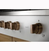 Caf(eback)(TM) 48" Commercial-Style Gas Rangetop with 6 Burners and Integrated Griddle (Natural Gas) - (CGU486P3TD1)