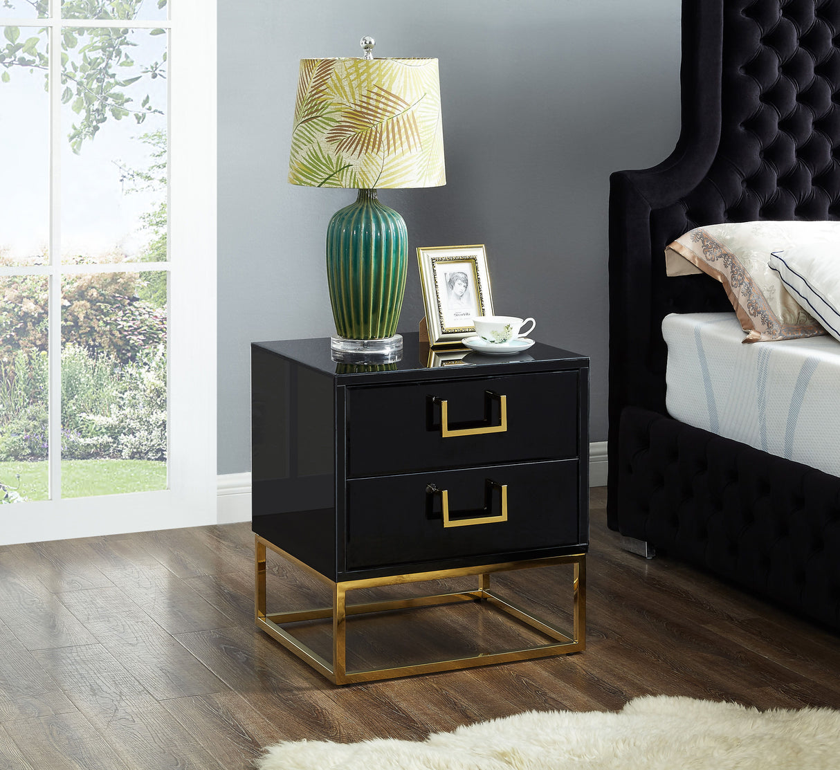 Nova - Side Table