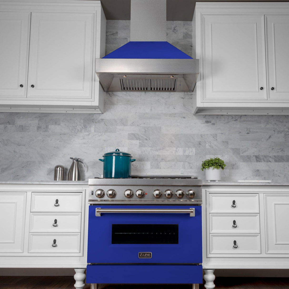 ZLINE 30 in. 4.0 cu. ft. Dual Fuel Range with Gas Stove and Electric Oven in All DuraSnow Stainless Steel with Color Door Options (RAS-SN-30) [Color: Blue Matte] - (RASBM30)