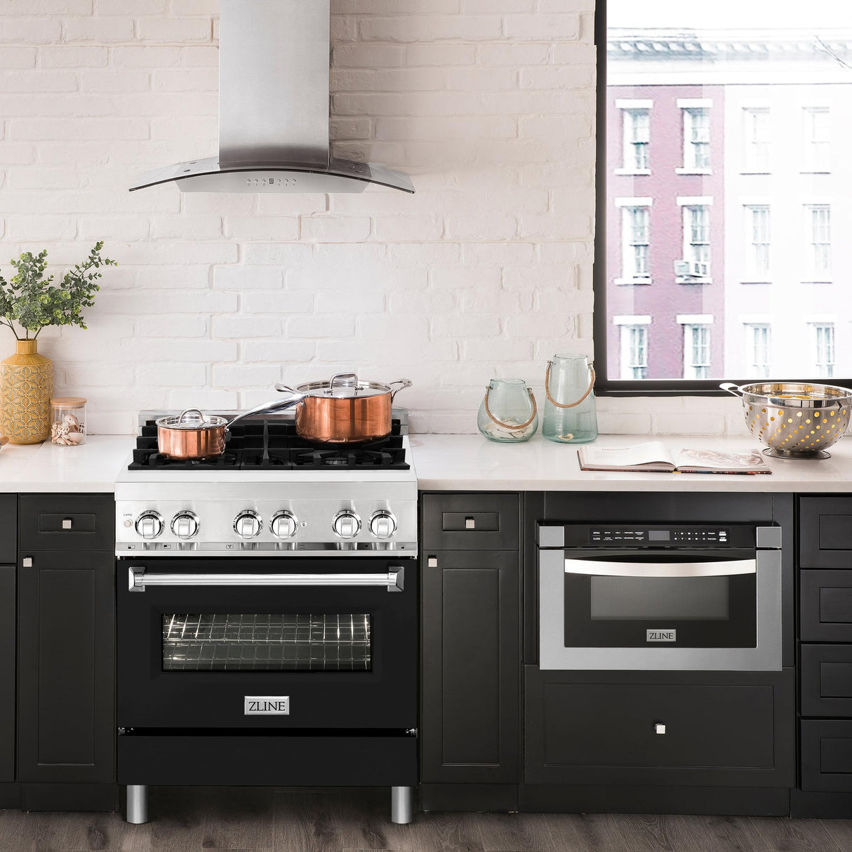 ZLINE 30 in. Dual Fuel Range with Gas Stove and Electric Oven in Stainless Steel (RA30) [Color: Black Matte] - (RABLM30)