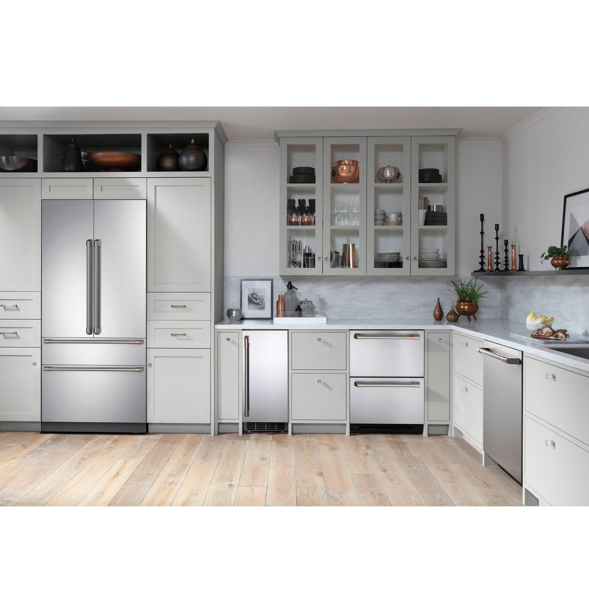 Caf(eback)(TM) ENERGY STAR(R) Stainless Steel Interior Dishwasher with Sanitize and Ultra Wash & Dry - (CDT805P2NS1)