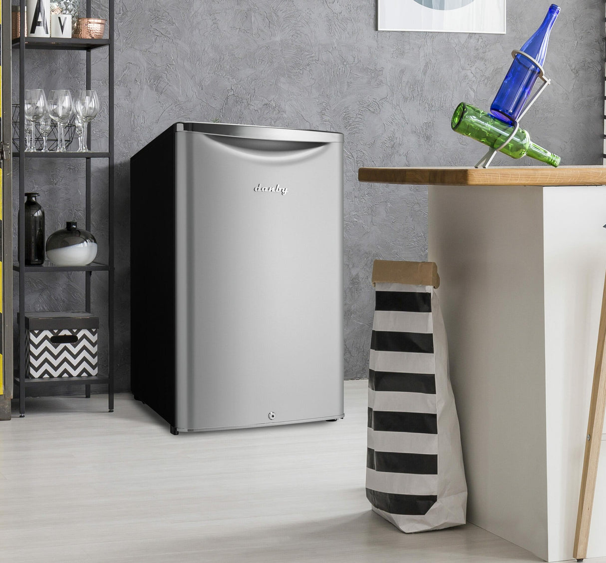 Danby 4.4 cu. ft. Retro Compact Fridge in Iridium Silver - (DAR044A6DDB)