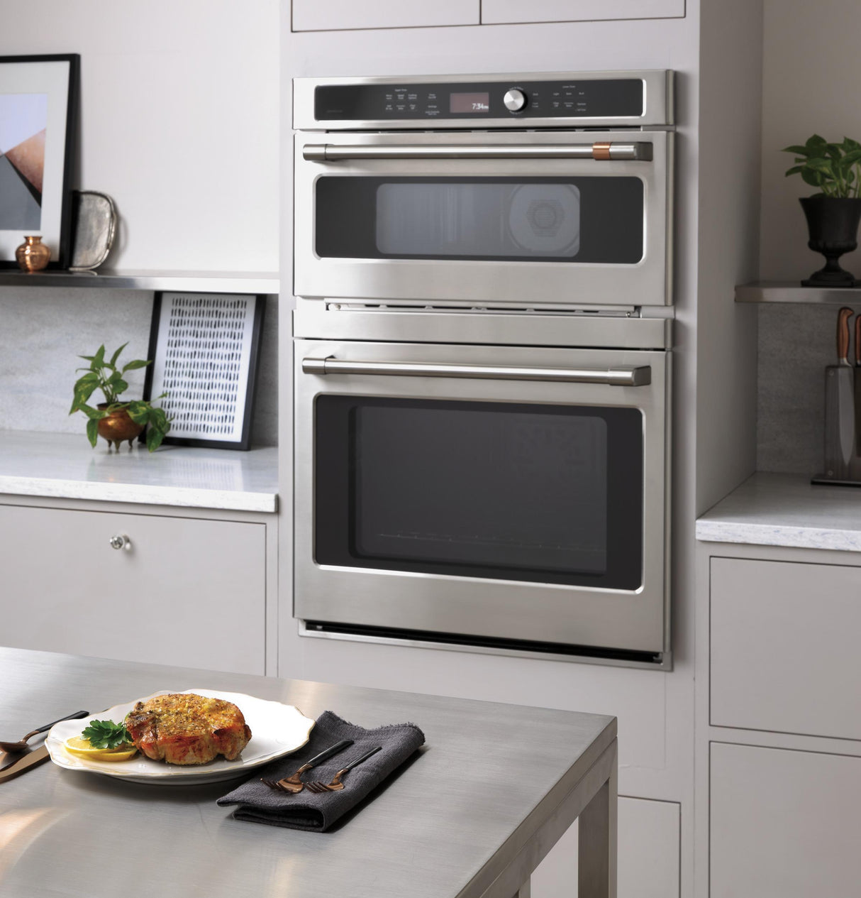 Caf(eback)(TM) 30 in. Combination Double Wall Oven with Convection and Advantium(R) Technology - (CTC912P2NS1)