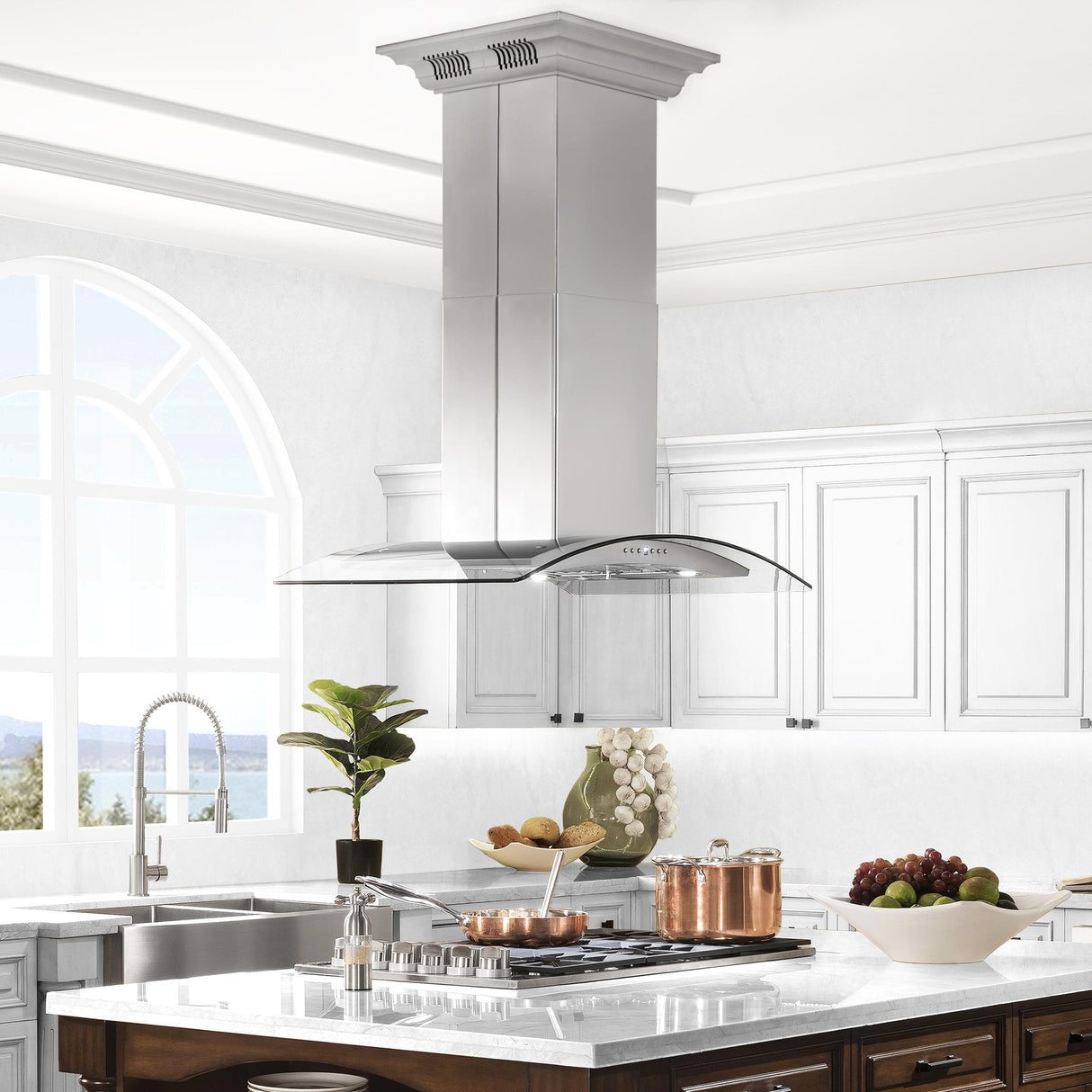 ZLINE Island Mount Range Hood in Stainless Steel with Built-in ZLINE CrownSound Bluetooth Speakers (GL5iCRN-BT) - (GL5ICRNBT30)