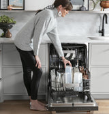 Caf(eback)(TM) ENERGY STAR(R) Stainless Steel Interior Dishwasher with Sanitize and Ultra Wash & Dry - (CDT845P2NS1)