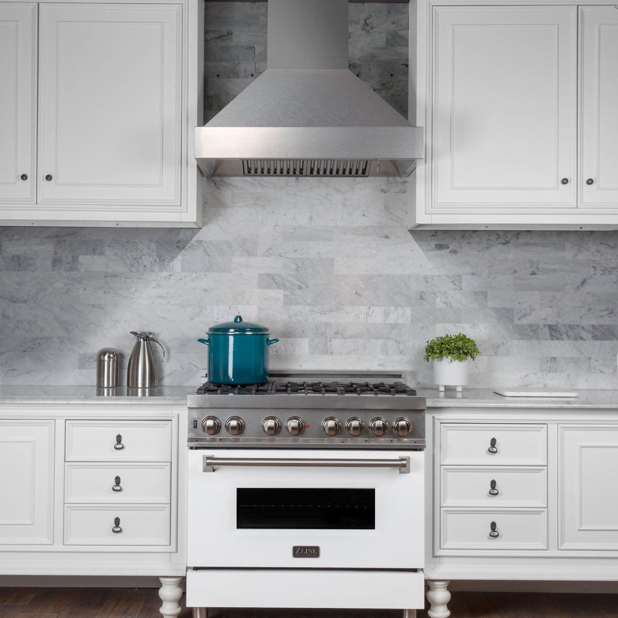 ZLINE DuraSnow Stainless Steel Range Hood with DuraSnow Shell (8654SN) - (8654SN30)