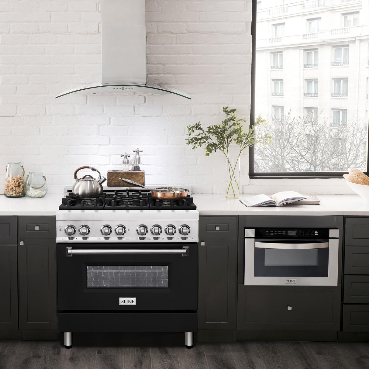 ZLINE 36 in. Dual Fuel Range with Gas Stove and Electric Oven in Stainless Steel (RA36) [Color: Black Matte] - (RABLM36)