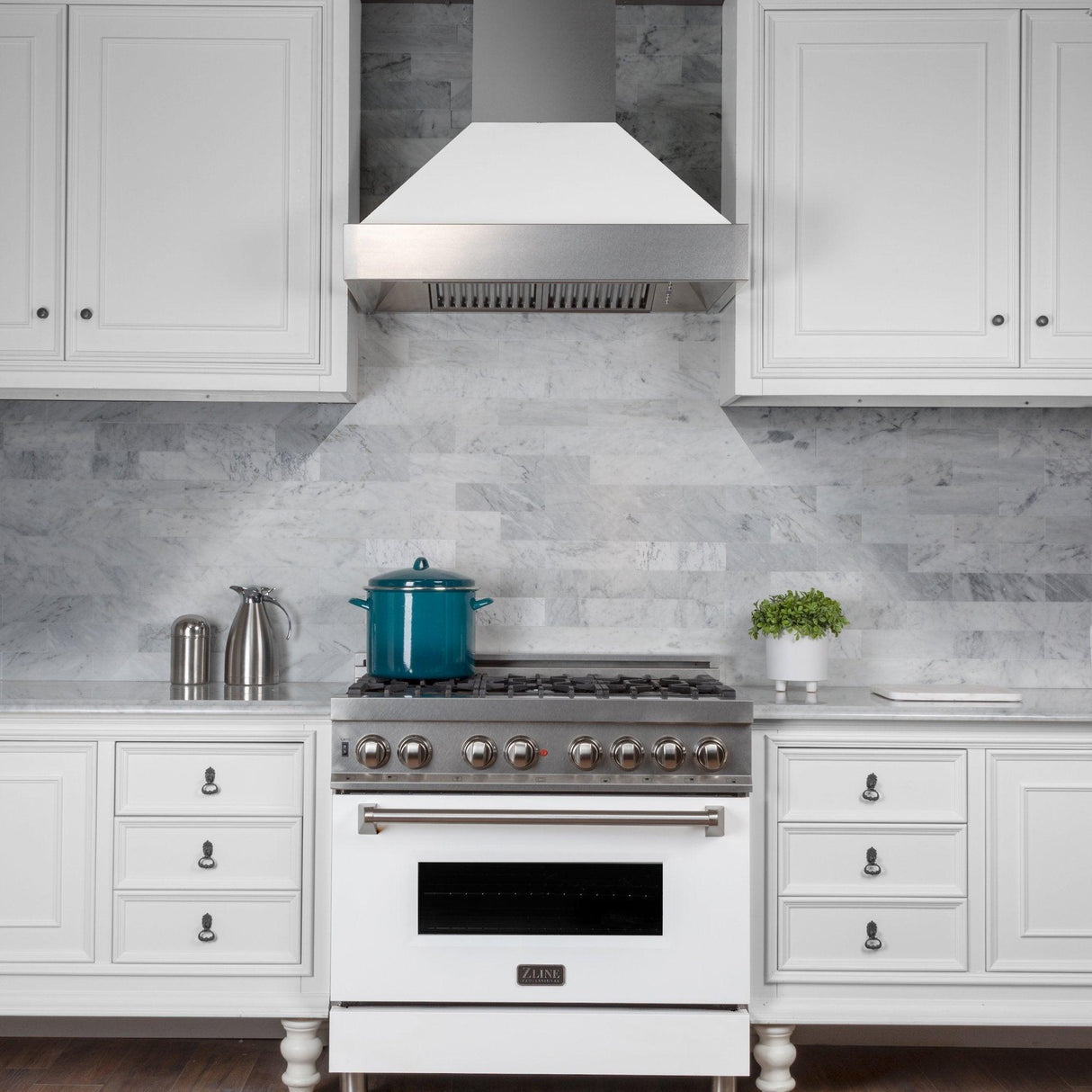 ZLINE DuraSnow Stainless Steel Range Hood With White Matte Shell (8654WM) - (8654WM36)