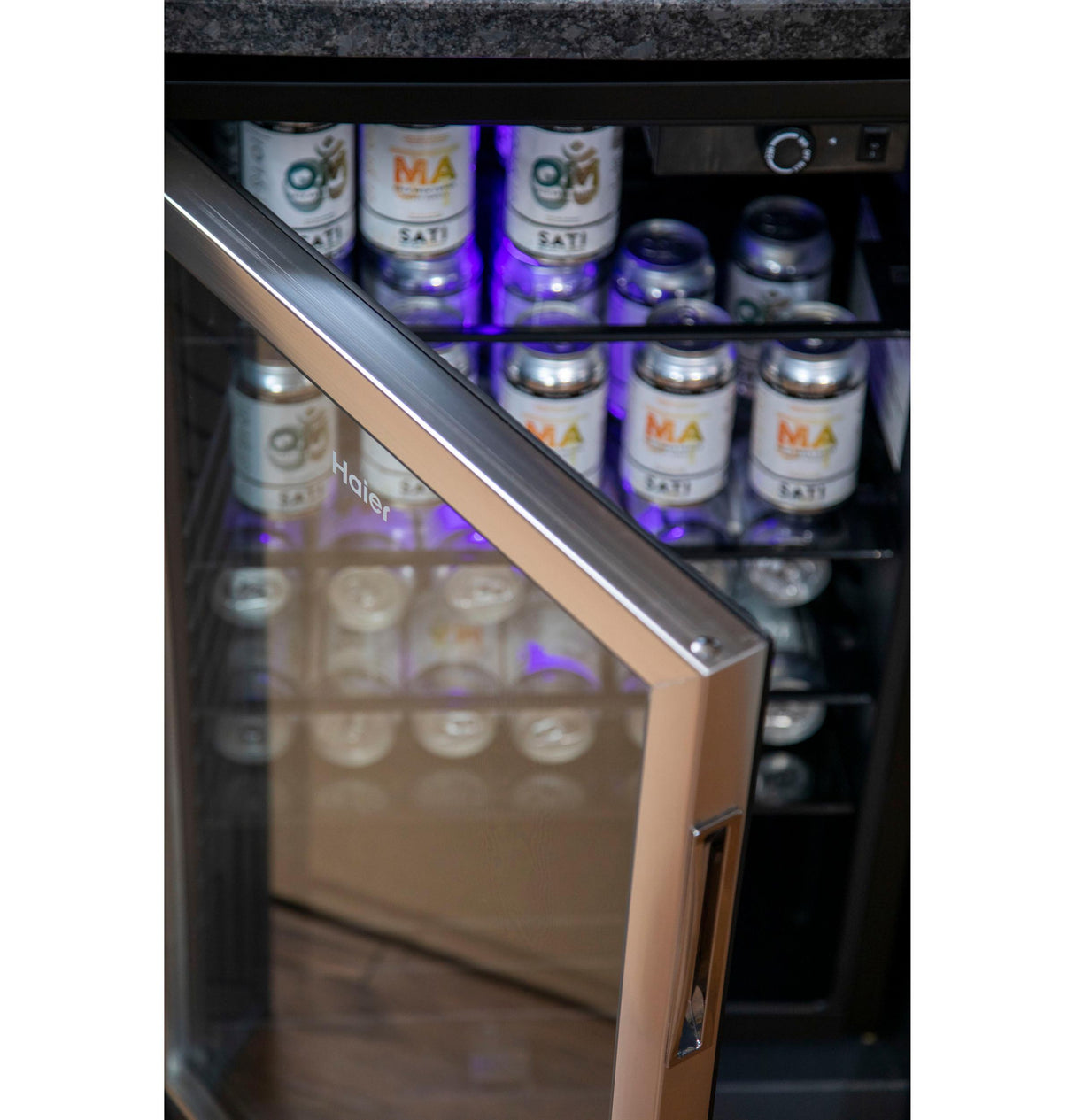 150-Can Beverage Center - (HEBF100BXS)