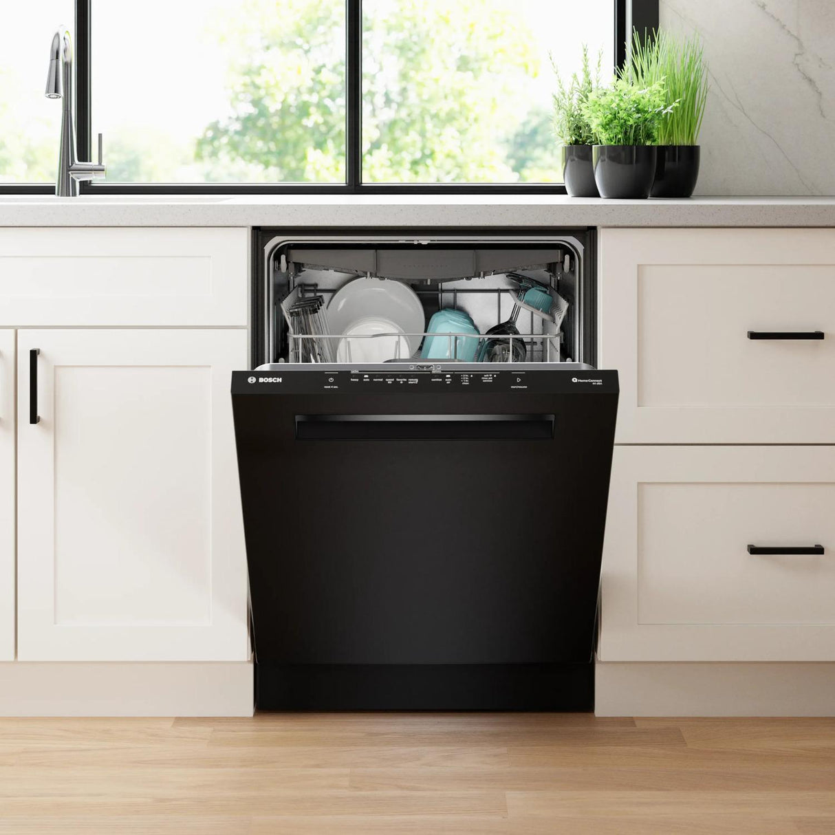 500 Series Dishwasher 24" Black - (SHP65CM6N)