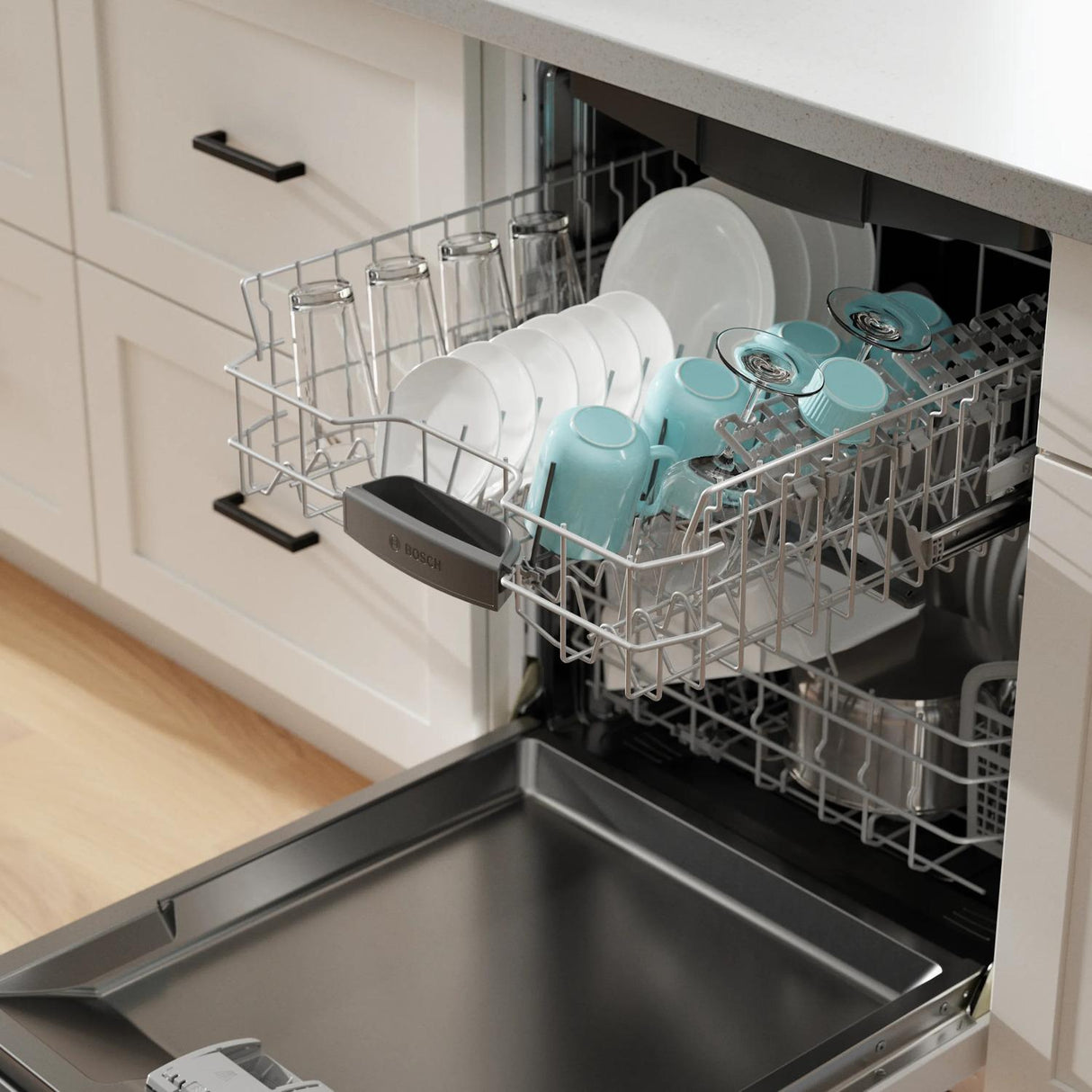 300 Series Dishwasher 24" White - (SHE53C82N)