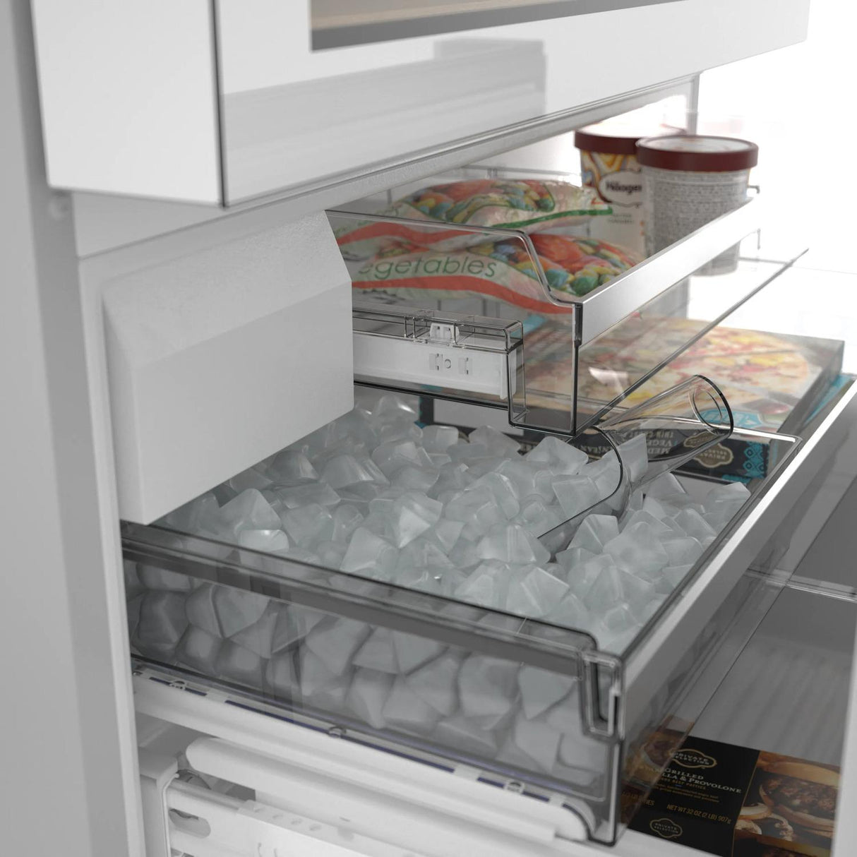 800 Series French Door Bottom Mount Refrigerator, Glass door 36" White - (B36CL81ENW)