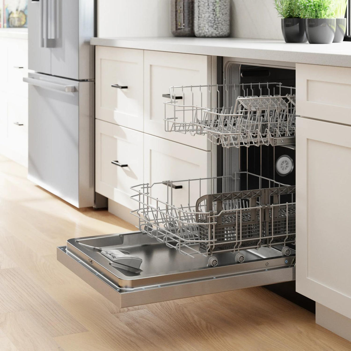 100 Series Dishwasher 24" Stainless Steel Anti-fingerprint - (SHE3AEE5N)