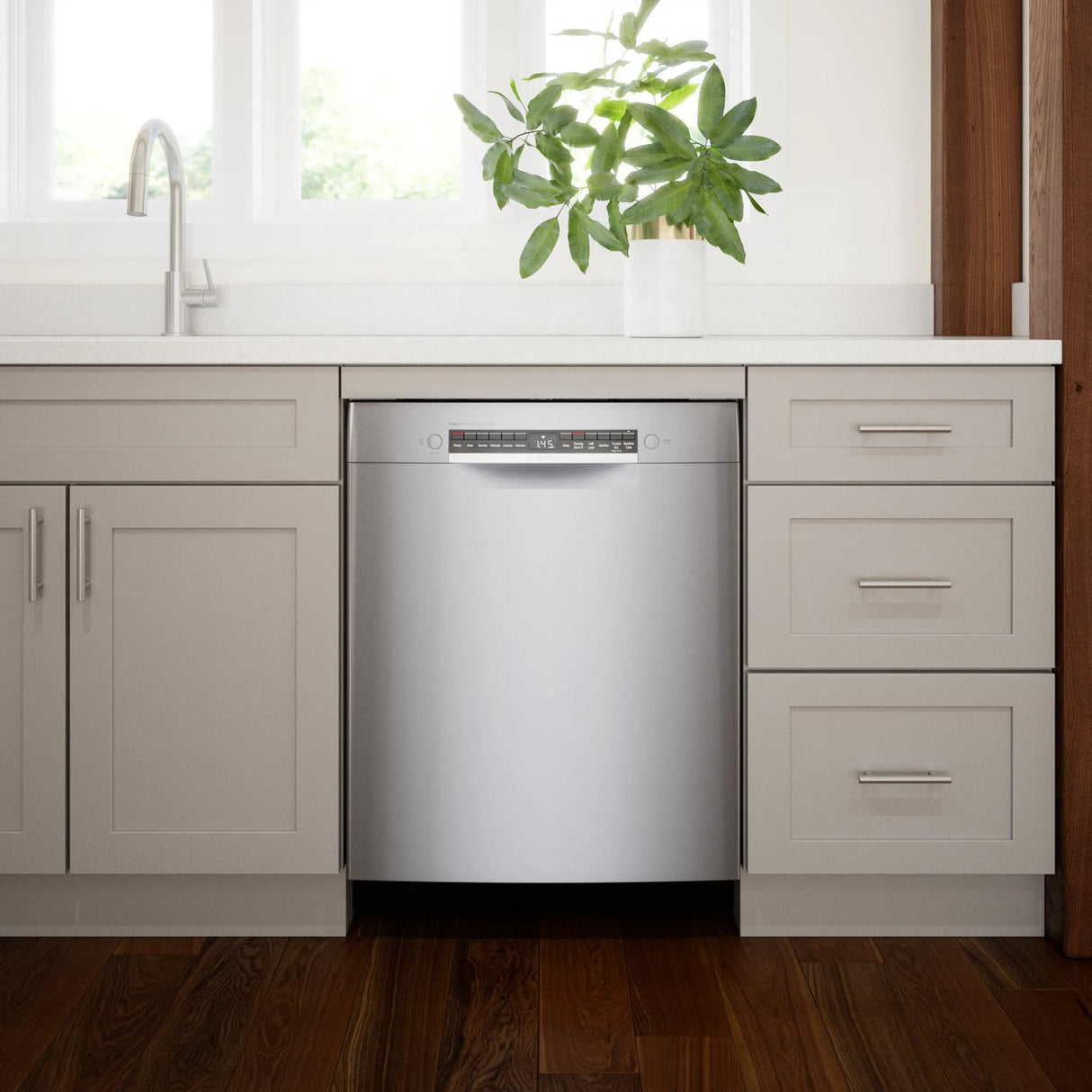 800 Series Dishwasher 24" Stainless Steel Anti-fingerprint - (SGE78C55UC)