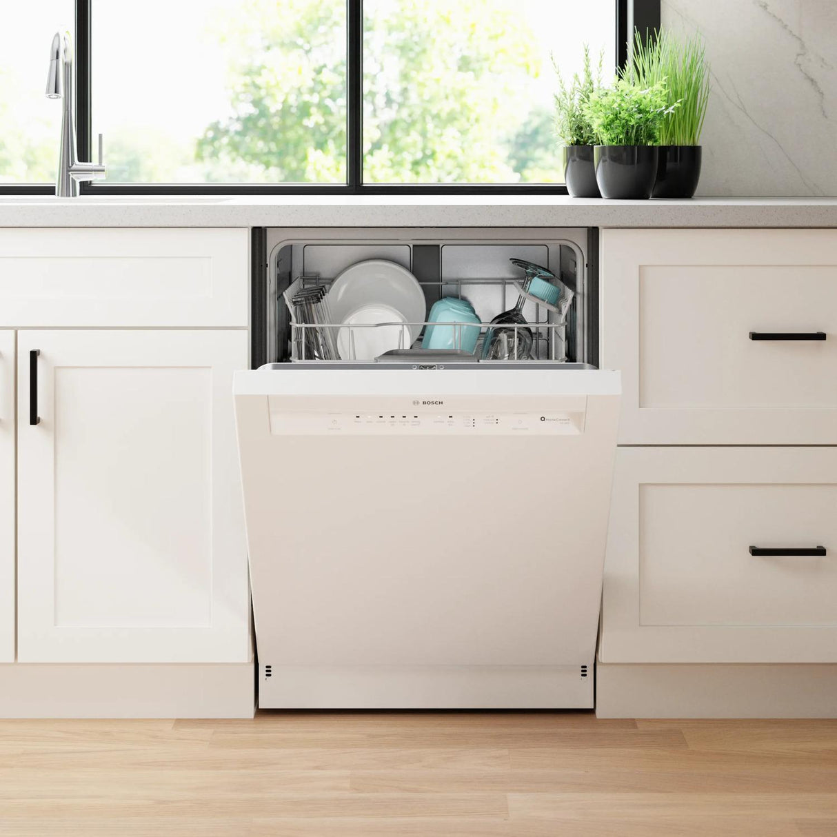 100 Series Dishwasher 24" White - (SHE3AEM2N)