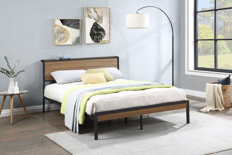 Ricky Full Platform Bed Light Oak and Black - (302144F)