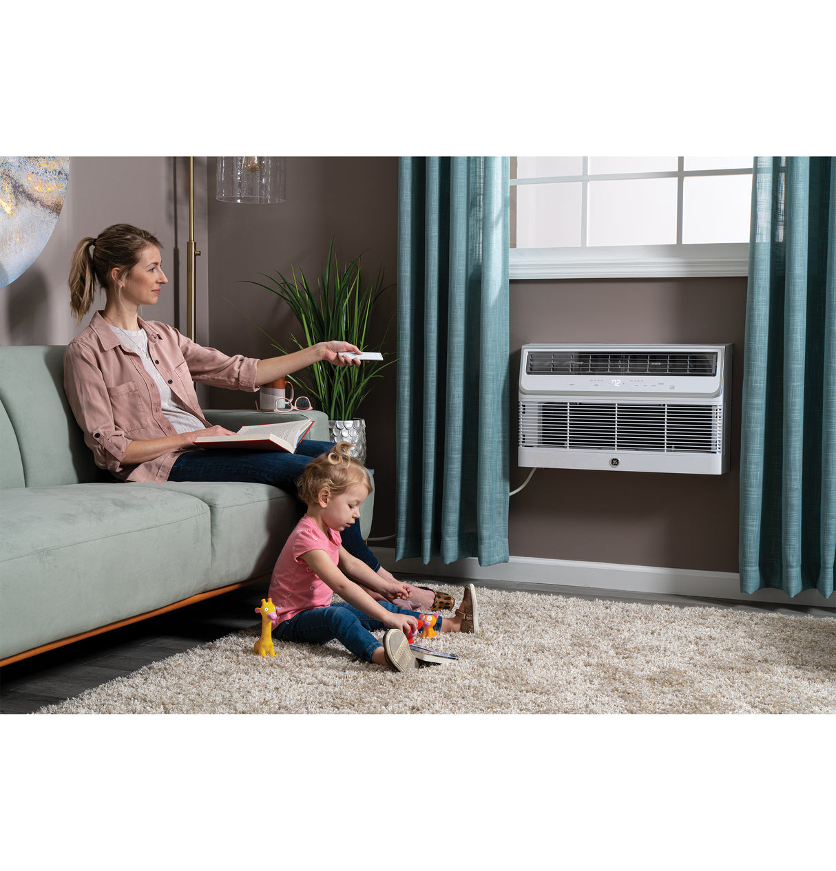 GE(R) ENERGY STAR(R) 115 Volt Built-In Cool-Only Room Air Conditioner - (AJCQ08AWH)