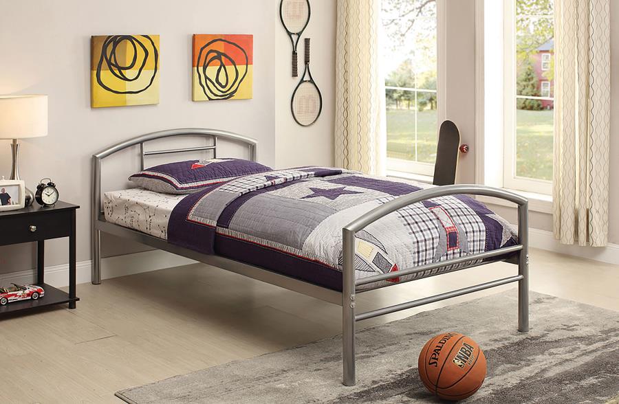 Baines Twin Metal Bed With Arched Headboard Silver - (400159T)