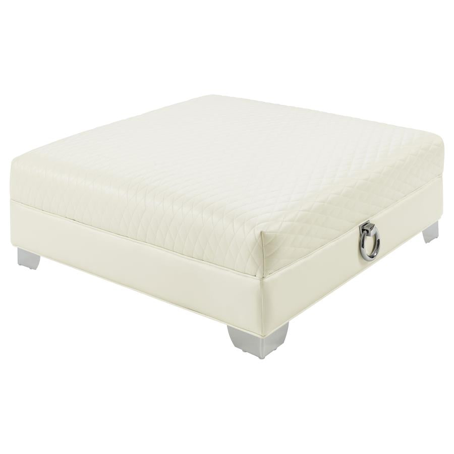 Chaviano Upholstered Ottoman Pearl White - (505394)