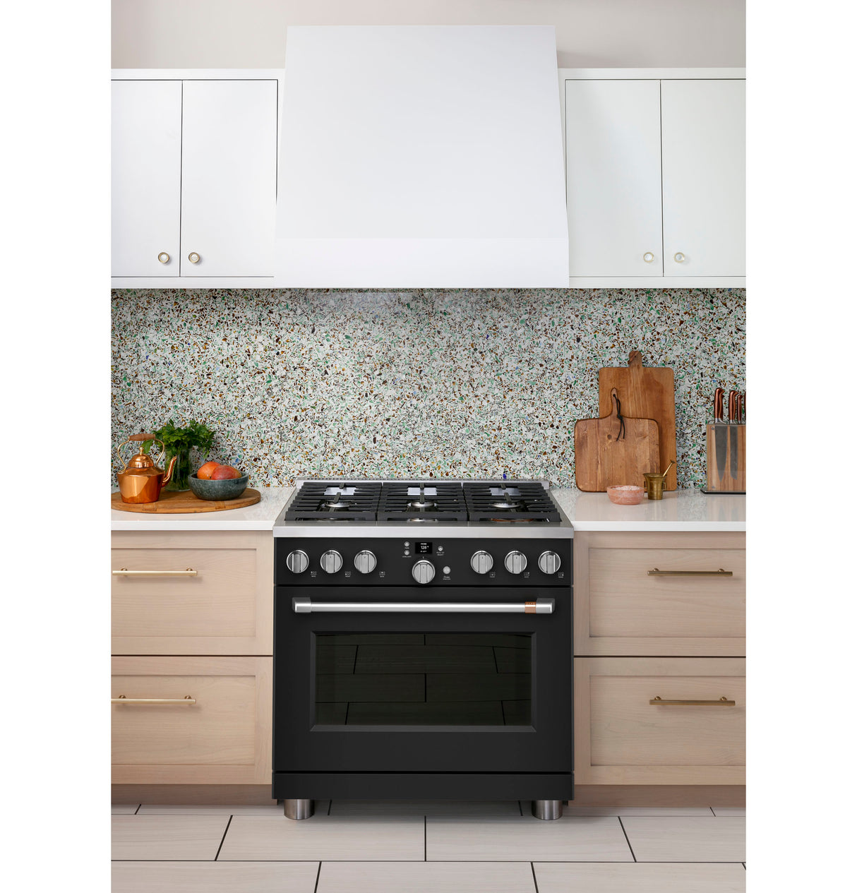 Caf(eback)(TM) 36" Smart Dual-Fuel Commercial-Style Range with 6 Burners (Natural Gas) - (C2Y366P3TD1)